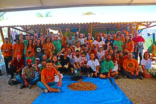 Foto geral do I Encontro da Rede de Sementes do Vale do Paraíba reuniu mais de 100 pessoas, entre coletores, representantes do governo e de ONGs