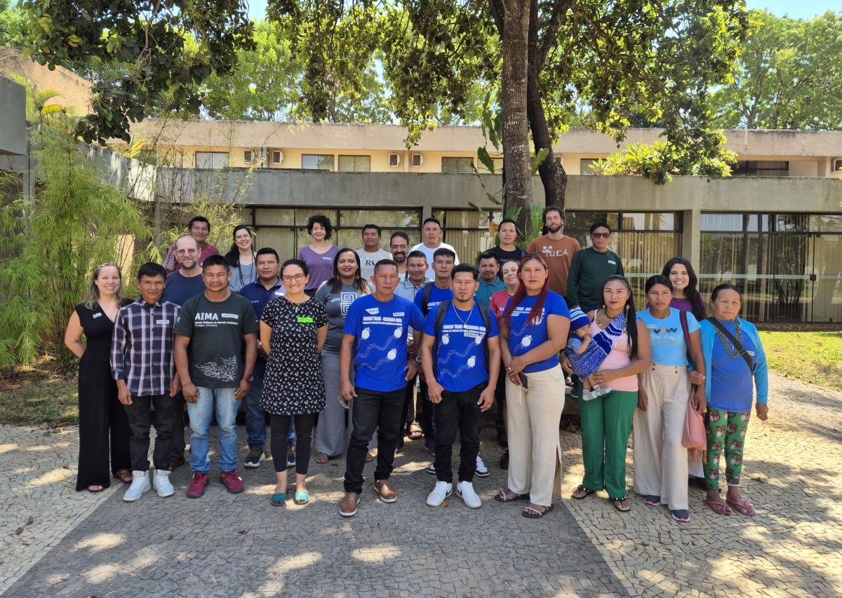 Agentes Indígenas de Manejo Ambiental (AIMAs) do Rio Negro que participaram da oficina “Olhares Indígenas sobre as transformações nos territórios devido ao clima", em Brasília