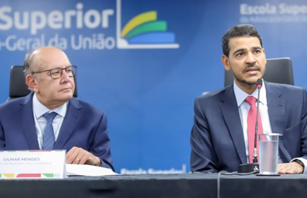 (E-D) O ministro do STF Gilmar Mendes e o advogado-geral da União, Jorge Messias | Instagram da AGU